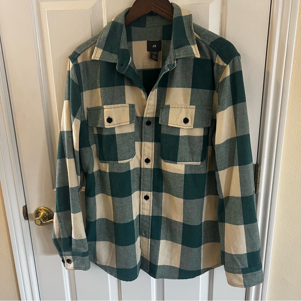 H&M Teal Green and Cream Plaid Felted Flannel Overshirt.  Size Large.
